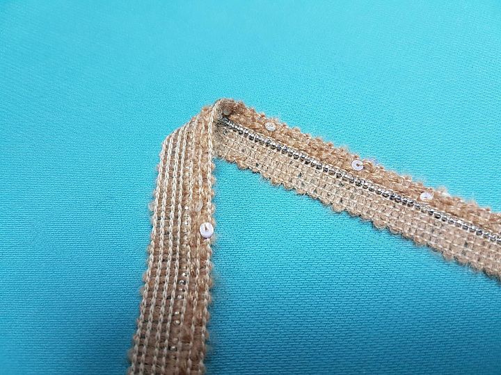 Тесьма шанель с пайетками и цепочкой (н) черная, светло-коричневая ш-1,5см - итальянские ткани Тессутидея арт. 03-3955