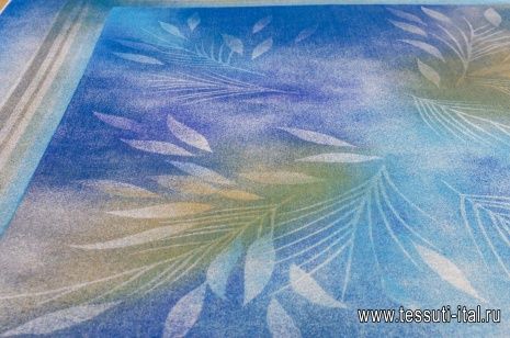 Батист платочный купон (1,35м) (н) крупный растительный орнамент на сине-бежевом меланже - итальянские ткани Тессутидея арт. 01-4885
