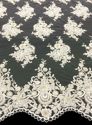 Кружево на сетке расшитое жемчугом, бисером и пайетками (о) айвори - в интернет-магазине тканей Тессутидея арт. 03-5117