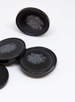 Пуговица пластик 4 прокола d-24мм черно-серая, серо-черная - в интернет-магазине тканей Тессутидея арт. F-4715