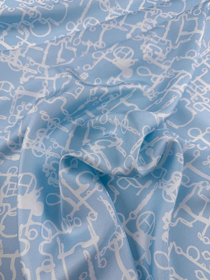 Шелк твил (н) белый рисунок на светло-голубом - итальянские ткани Тессутидея арт. 10-4869