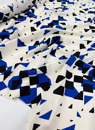 Шелк кади (н) сине-черный геометрический рисунок на белом - в интернет-магазине тканей Тессутидея арт. 10-4833