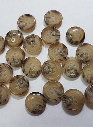 Пуговица пластик 4 прокола d-14мм бежевая меланжевая - в интернет-магазине тканей Тессутидея арт. F-5209