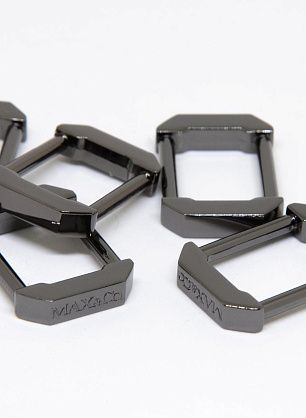 Пряжка металл золото, никель ш-2см MAX&Co - в интернет-магазине тканей Тессутидея арт. F-4546