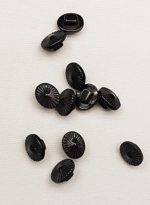 Пуговица пластик на ножке d-11мм черная фантазийная - итальянские ткани Тессутидея.