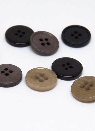 Пуговица пластик 4 прокола d-15мм темно-бежевая, коричневая, темно-синяя - в интернет-магазине тканей Тессутидея арт. F-4658