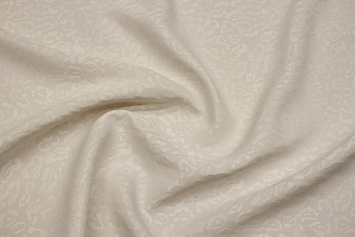 Хлопок+вискоза (о) жаккардовый принт на белом - итальянские ткани Тессутидея арт. 01-7582