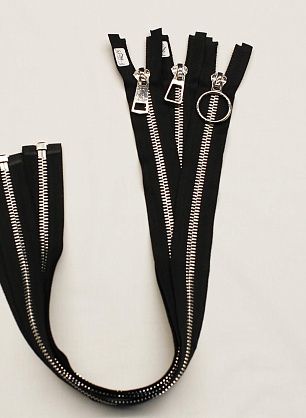 Молния тип 8 металл 1 замок  60см серебро - итальянские ткани Тессутидея F-6615