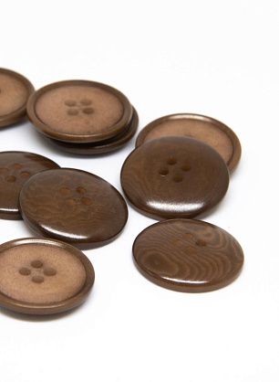 Пуговица пластик 4 прокола d-22мм коричневая - в интернет-магазине тканей Тессутидея арт. F-4609