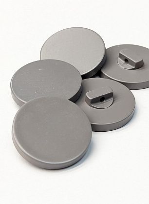 Пуговица пластик на ножке d-25мм серая - в интернет-магазине тканей Тессутидея арт. F-6148