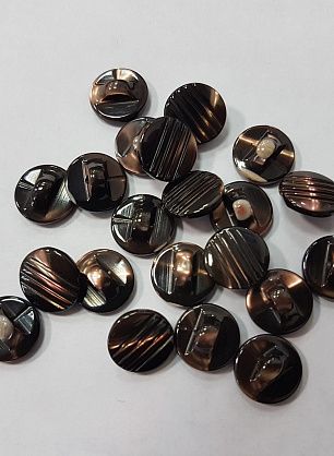 Пуговица ракушка на ножке d-12мм коричневая рифленая - в интернет-магазине тканей Тессутидея арт. F-5231