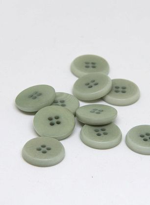 Пуговица пластик 4 прокола d-14мм мятная - в интернет-магазине тканей Тессутидея арт. F-4651