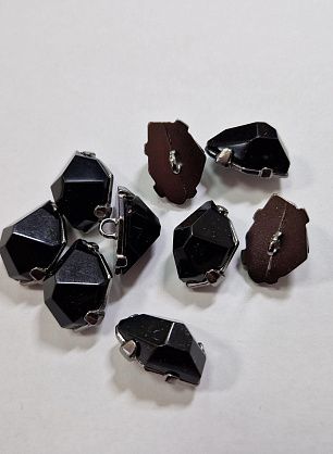 Пуговица металл серебро на ножке d-17мм черный камень - итальянские ткани Тессутидея F-5966