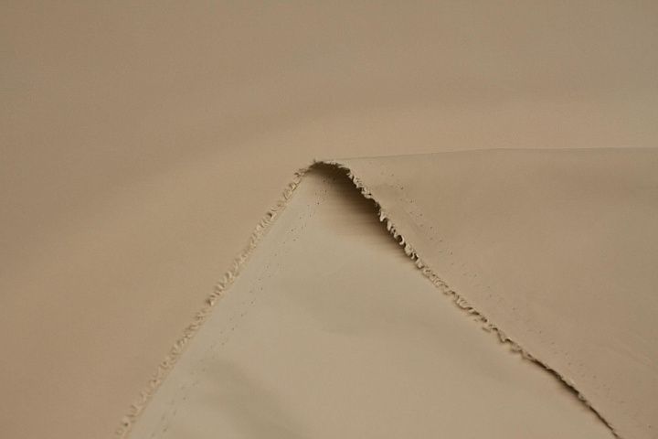 Плащевая с водоотталкивающим покрытием (о) бежевая - итальянские ткани Тессутидея арт. 11-0453