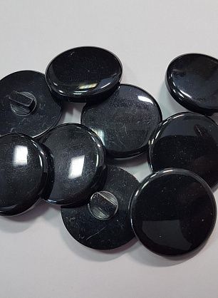 Пуговица пластик на ножке d-27мм черная - в интернет-магазине тканей Тессутидея арт. F-5592