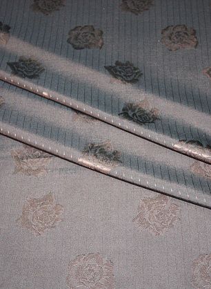 Плательная (о) темно-коричневая полоска и розы - в интернет-магазине тканей Тессутидея арт. 03-2724