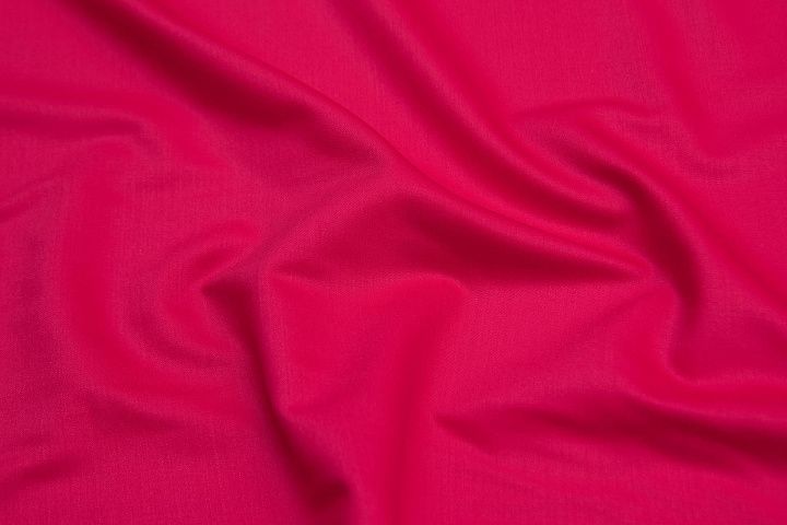 Плательная шерсть супер (о) Leitmotiv розово-малиновая - итальянские ткани Тессутидея арт. 17-0359