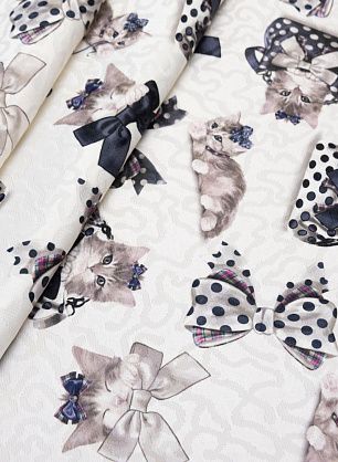 Жаккард (н) кошки и банты на айвори в стиле Monnalisa - в интернет-магазине тканей Тессутидея арт. 03-6203