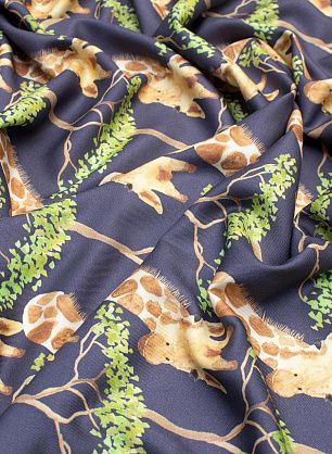 Штапель (н) жирафы на сером - в интернет-магазине тканей Тессутидея арт. 01-5436