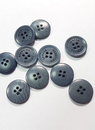 Пуговица пластик 4 прокола d-14мм серая Scervino   - в интернет-магазине тканей Тессутидея арт. F-5541
