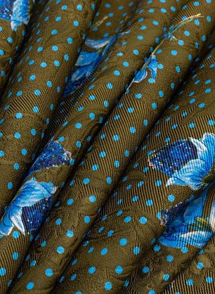 Жаккард дабл (н) белый/синий цветочный орнамент и голубой горох на коричневом - в интернет-магазине тканей Тессутидея арт. 03-5928