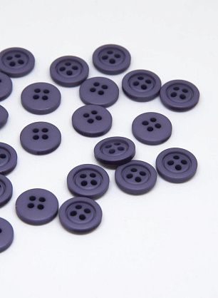 Пуговица пластик 4 прокола d-10мм сиреневая - в интернет-магазине тканей Тессутидея арт. F-4671