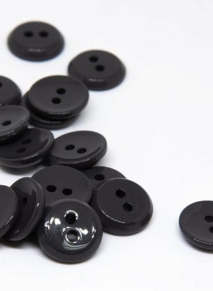 Пуговица пластик 2 прокола d-15мм серая    - в интернет-магазине тканей Тессутидея арт. F-4756