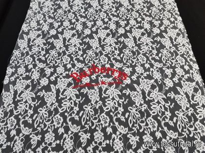 Кружевное полотно с вышивкой макраме купон (2,1м) (н) красная вышивка Burberry на айвори - итальянские ткани Тессутидея арт. 03-6218