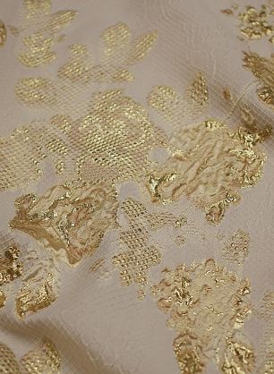 Жаккард матлассе с люрексом (н) золотой цветочный принт на айвори - в интернет-магазине тканей Тессутидея арт. 03-6829