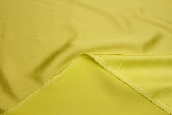 Шелк атлас стрейч (о) ярко-желтый - итальянские ткани Тессутидея арт. 10-4032