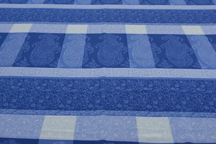 Крепдешин (н) растительный рисунок на  сине-голубой геометрии Ratti - итальянские ткани Тессутидея арт. 10-2234