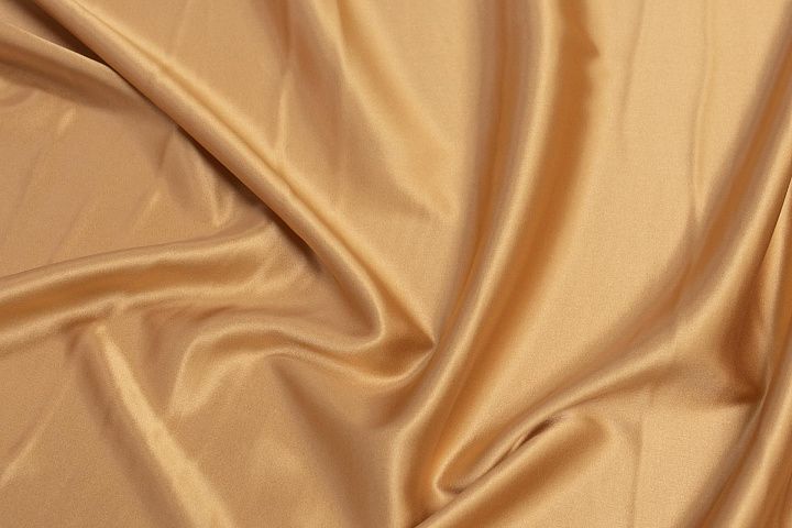 Шелк атлас стрейч (о) песочный - итальянские ткани Тессутидея арт. 10-2345