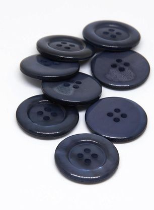 Пуговица пластик 4 прокола d-26мм синяя перламутровая - в интернет-магазине тканей Тессутидея арт. F-4708