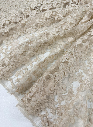Кружевное кордовое полотно (о) светло-бежевое - в интернет-магазине тканей Тессутидея арт. 03-7558