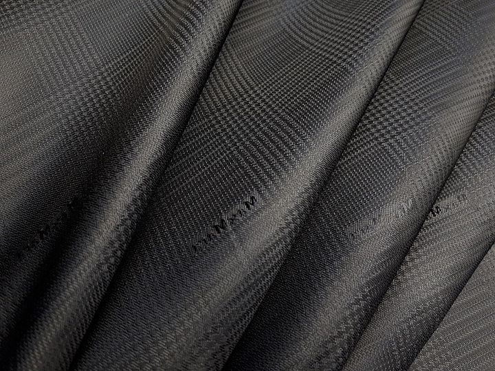 Подкладочная жаккардовая  (о) черная клетка MaxMara - итальянские ткани Тессутидея арт. 08-0877