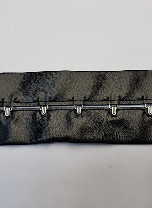 Крючок металл серебро на коже - в интернет-магазине тканей Тессутидея арт. F-3659