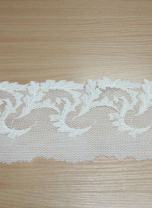 Кружево на сетке (н) бежево-молочное ш-12,5см - в интернет-магазине тканей Тессутидея арт. 03-2809