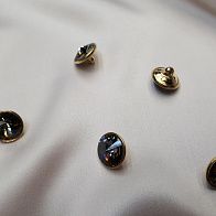 Пуговица металл золото на ножке с крупным серым стразом Swarovski d-16мм  - итальянские ткани Тессутидея арт. F-3899