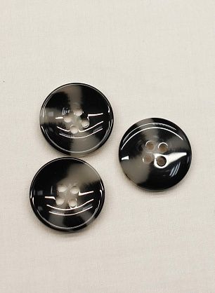 Пуговица пластик под рог 4 прокола d-22мм серо-черная - в интернет-магазине тканей Тессутидея арт. F-6752