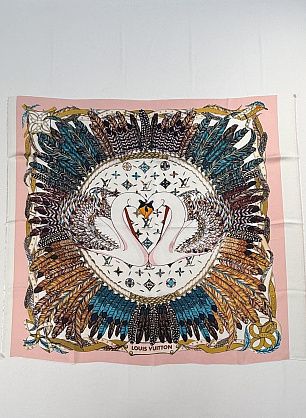 Шелк твил купон-платок 90*90см лебеди на розовом  - в интернет-магазине тканей Тессутидея арт. F-7207