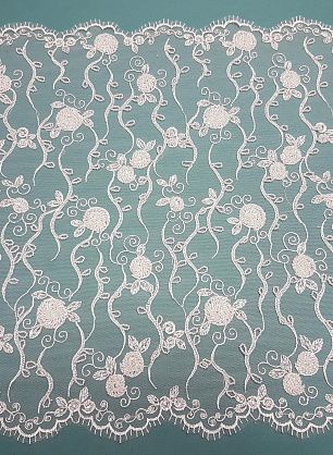 Кружево расшитое пайетками и стеклярусом (о) айвори ш-40см Solstiss - в интернет-магазине тканей Тессутидея арт. 03-3877