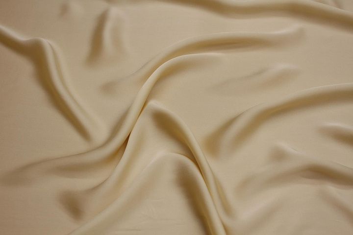 Шелк атлас (о) светло-бежевый - итальянские ткани Тессутидея арт. 10-3259