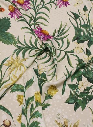 Шелк дама (н) ягодно-растительный рисунок и сердечки на айвори - в интернет-магазине тканей Тессутидея арт. 10-4223