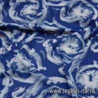 Трикотаж  бифлекс (н) белый орнамент на синем - итальянские ткани Тессутидея арт. 13-1480