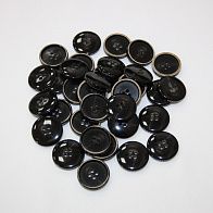Пуговица 4 прокола костюмная именная d-20mm  - итальянские ткани Тессутидея арт. F-2524