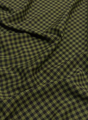 Плательная стрейч (н) черно-зеленая диагональная клетка в стиле Prada - в интернет-магазине тканей Тессутидея арт. 17-0983