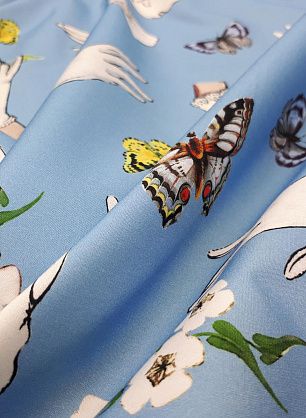 Сорочечная (н) орнамент из перчаток и бабочек на голубом в стиле Vivetta - в интернет-магазине тканей Тессутидея арт. 01-4940