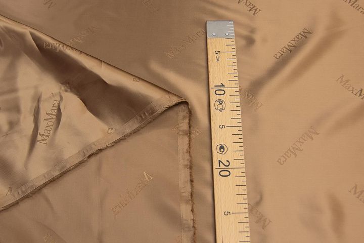 Подкладочная вискоза (о) коричневая с надписью Max Mara - итальянские ткани Тессутидея арт. 08-1191