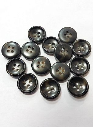 Пуговица пластик 4 прокола d-14мм коричневая с  прожилками - в интернет-магазине тканей Тессутидея арт. F-4914