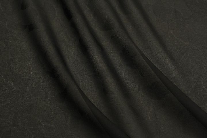 Шифон (н) логотип и цветочный рисунок на черном - итальянские ткани Тессутидея арт. 10-4512
